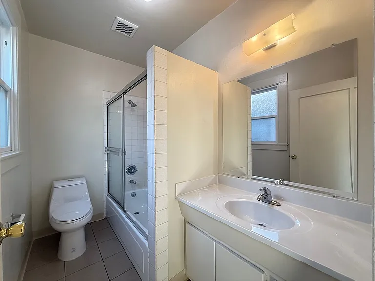 1813 Lafayette St — Photo 9