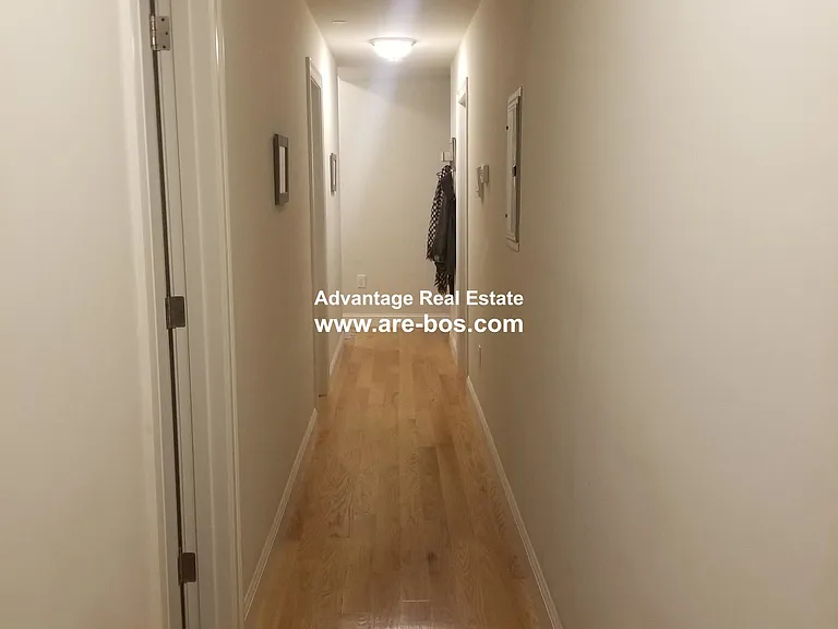 121 Webster Ave #3 — Photo 13