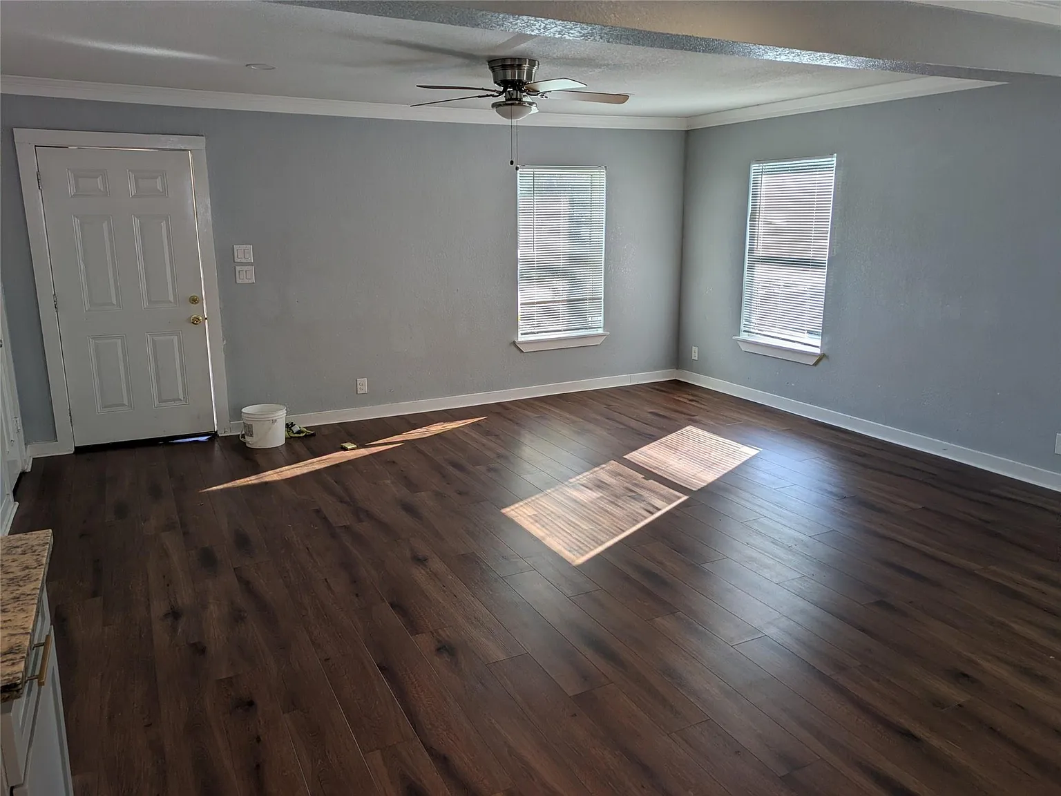 4 bed, 2.0 bath, 1472 sqft, $1,600 — Photo 4