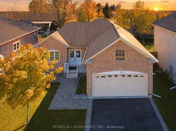 9 Maple Ave E, Asphodel Norwood, ON K0L 2V0