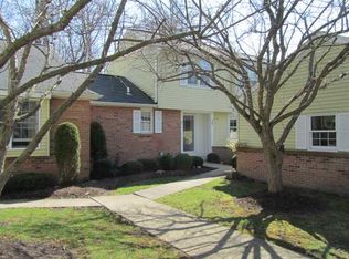 255 Old Oak Post Rd, East Amherst, NY 14051