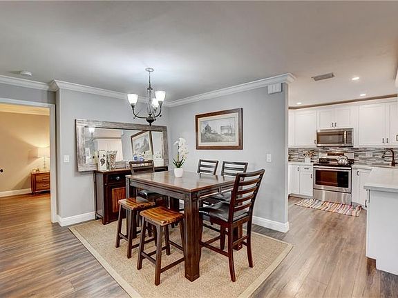 4th image of 2735 Carambola Cir S #1910