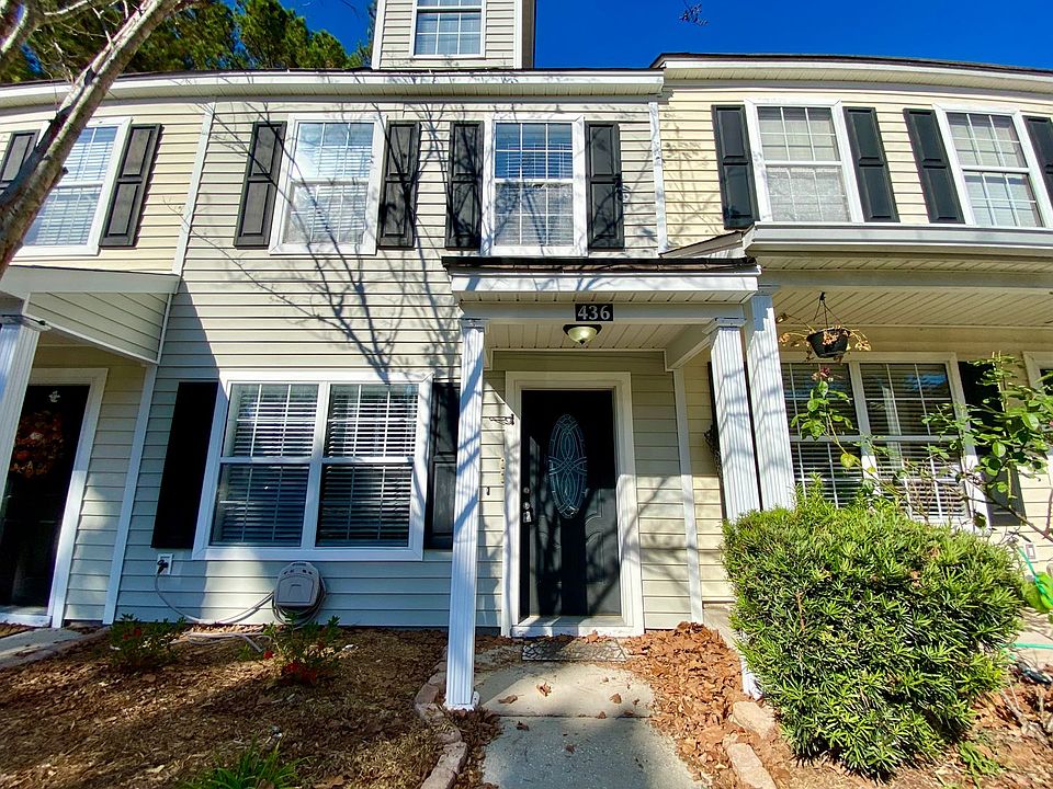 1st image of 436 Gardners Cir #436