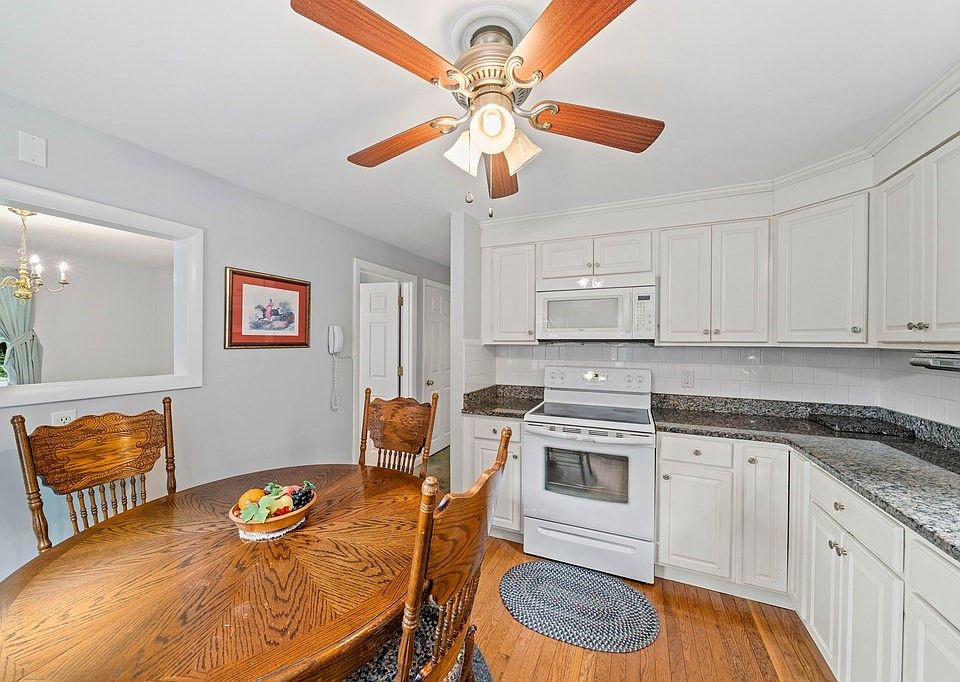 101 Beach St, Foxboro, MA 02035 Zillow