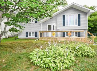 41 Cartier Cres, Lower Sackville, NS B4C3K8