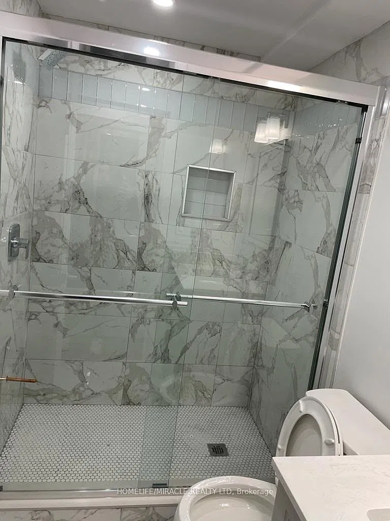 2 bed, $1,700 — Photo 4