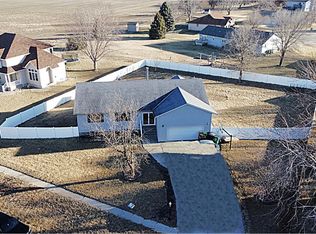 3619 Bronco Rd, Grand Island, NE 68801