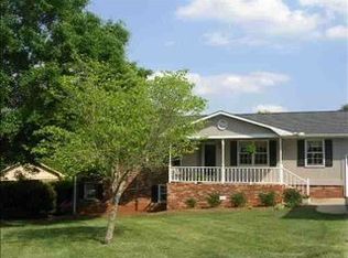 142 Sprouse Rd, Spartanburg, SC 29307