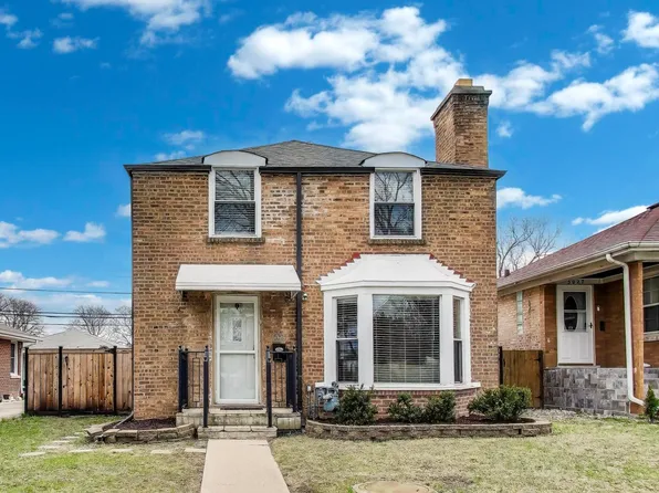 5023 Brummel St, Skokie, IL 60077