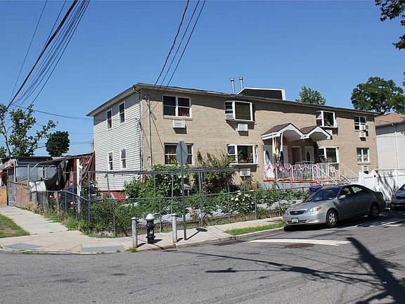 2nd image of 11018 153rd St