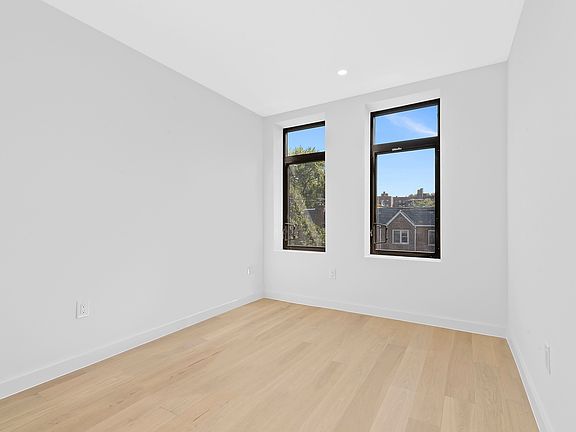 3rd image of 48-50 41st St #2A