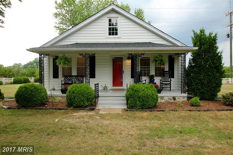 Exterior (Front)