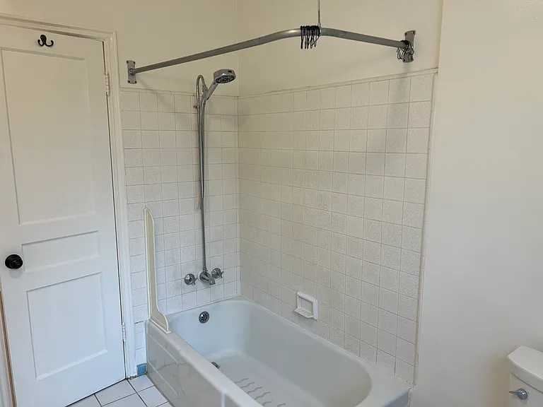 3409 E Ocean Blvd #2 — Photo 15