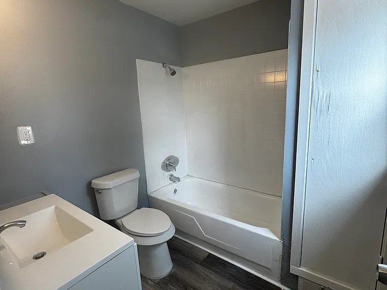 189 Watson St #1 — Photo 12