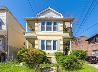 9 Kenmore Ave, Newark, NJ 07106
