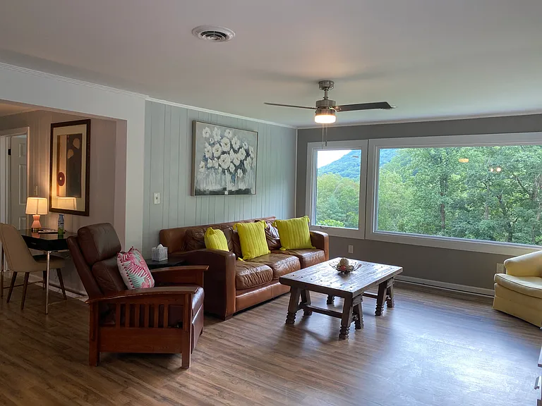 135 Wildflower Hl #A — Photo 10