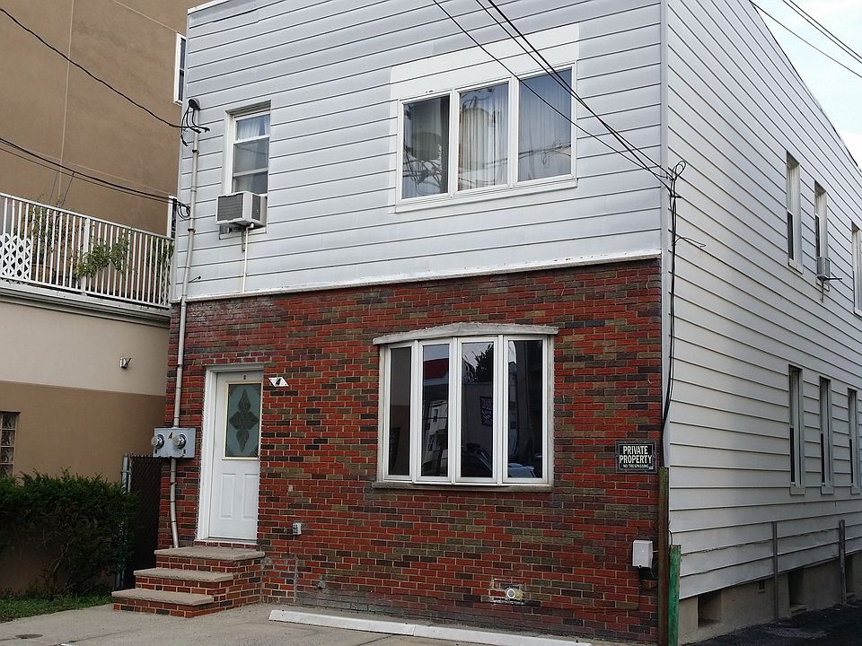 1st image of 4 Palisade Ave