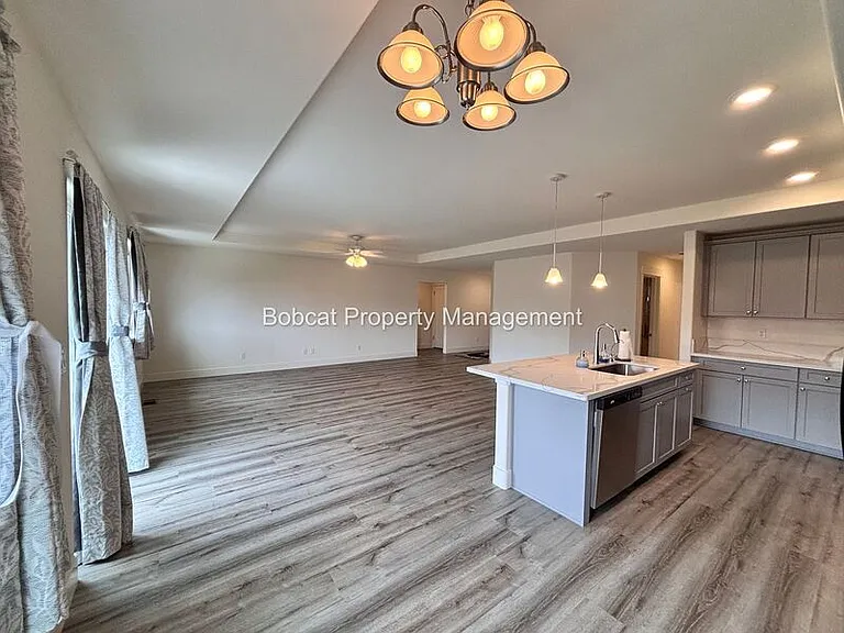909 Saltbrush Rd — Photo 6