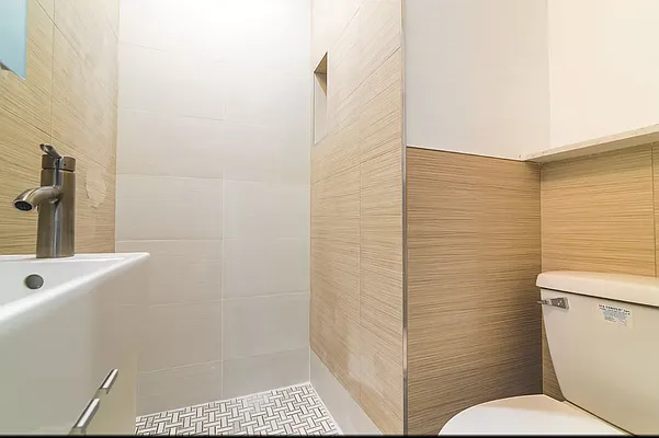 Rented by Compass | media 37