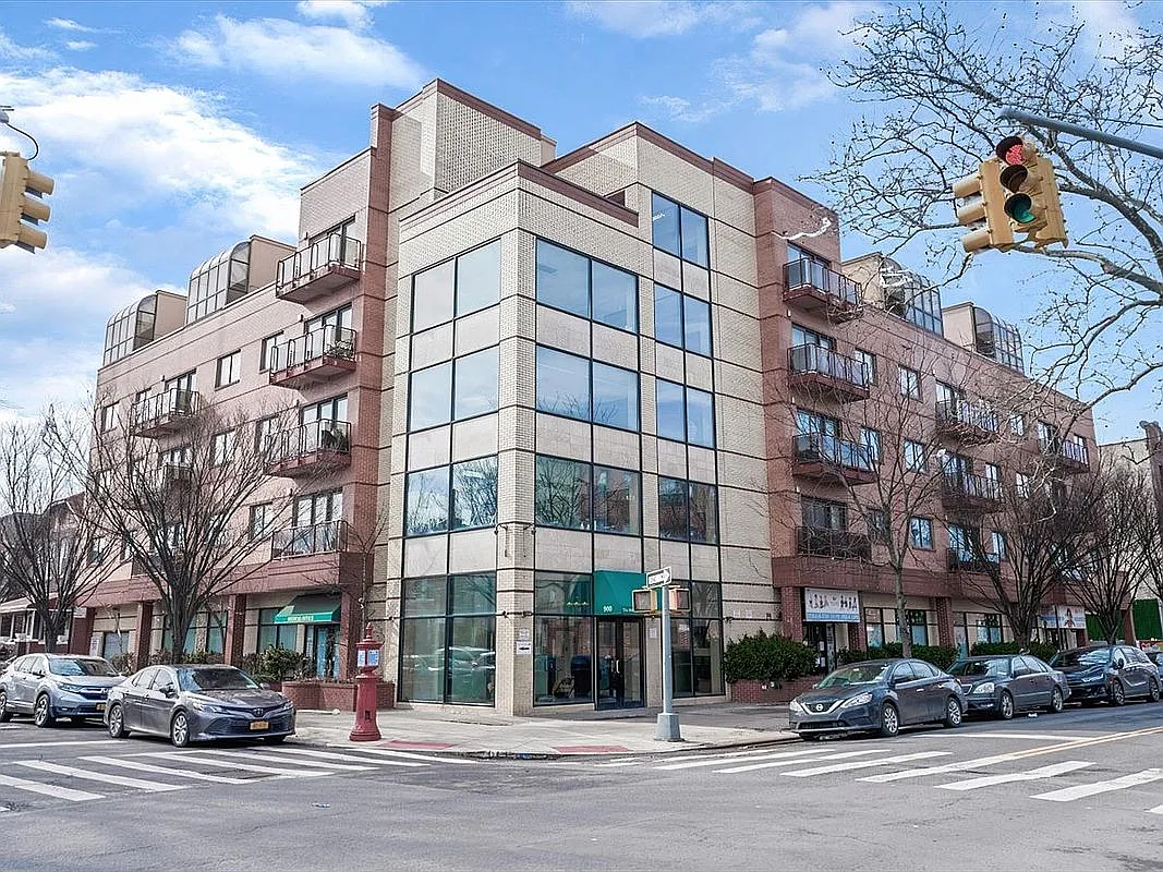 900 Lenox Rd APT 3C photo 1