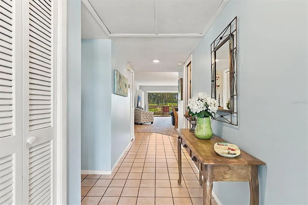 3 bed, 2.0 bath, 1444 sqft, $3,200 — Photo 2