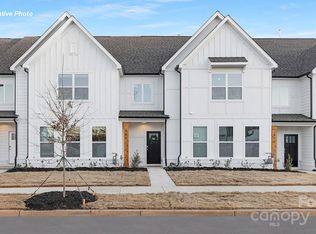 310 Ginsberg Rd, Rock Hill, SC 29732