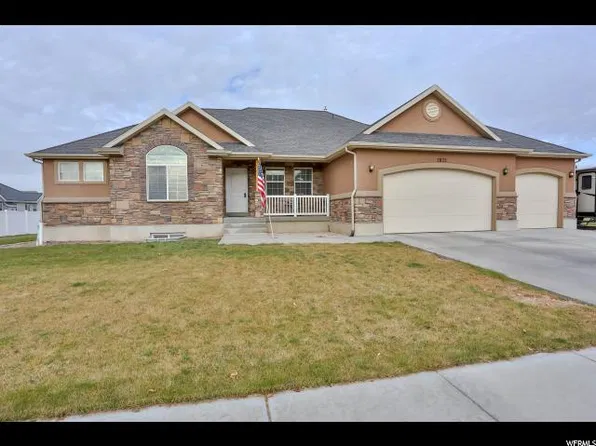 2822 W 100 S, West Pt, UT 84015