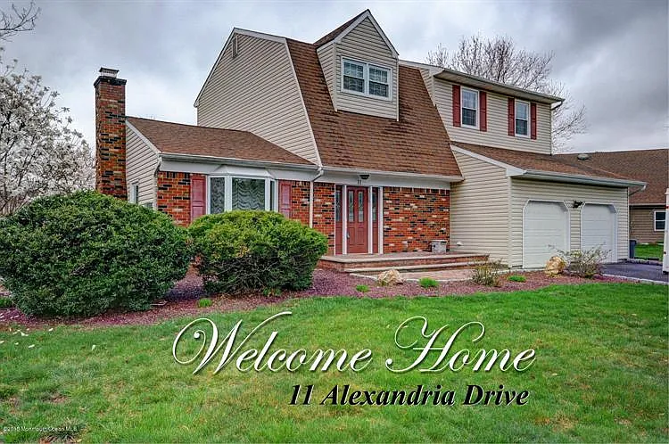 11 Alexandria Dr photo 1