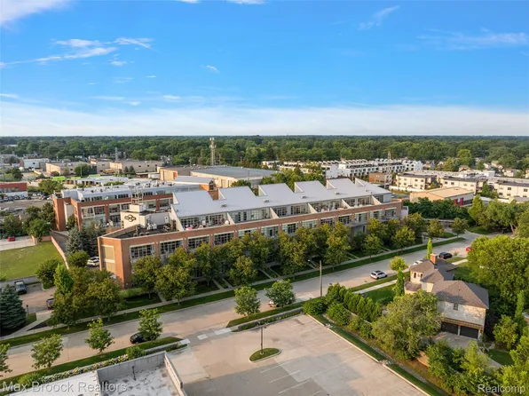 333 E Parent Ave Unit 15, Royal Oak, MI 48067