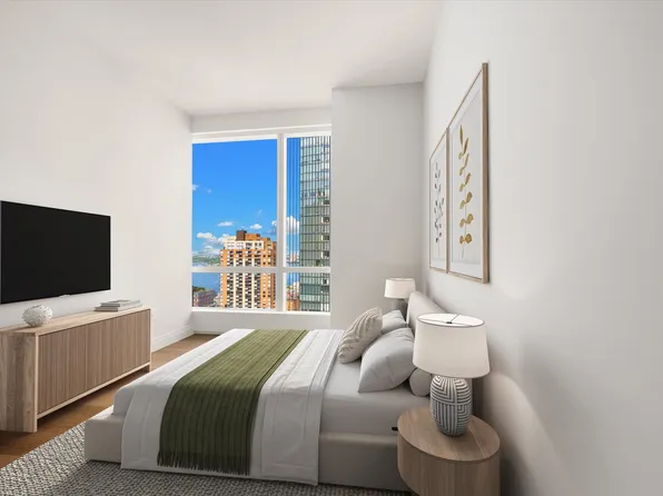 77 Greenwich Street image 2 of 16