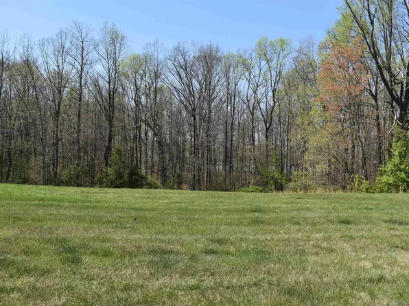 64 Kennedy Ridge Ct, Stuarts Draft, VA 24477