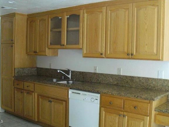 5th image of 3212 E Avenue S1