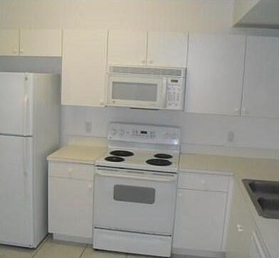 3rd image of 1145 Golden Lakes Blvd APT 716