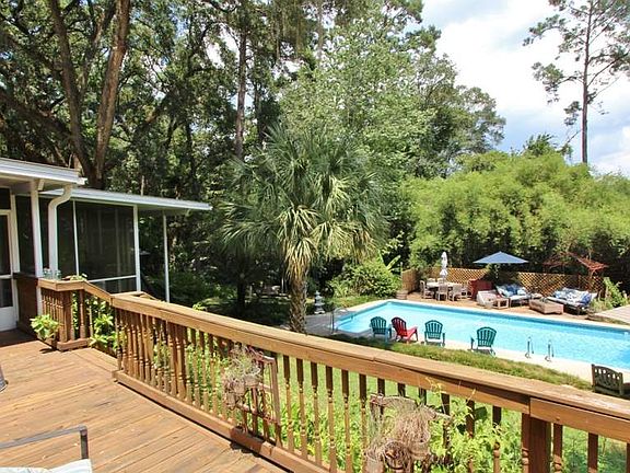 2nd image of 3484 Lakeshore Dr