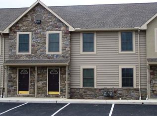12 Hoover Dr UNIT 103, Ephrata, PA 17522
