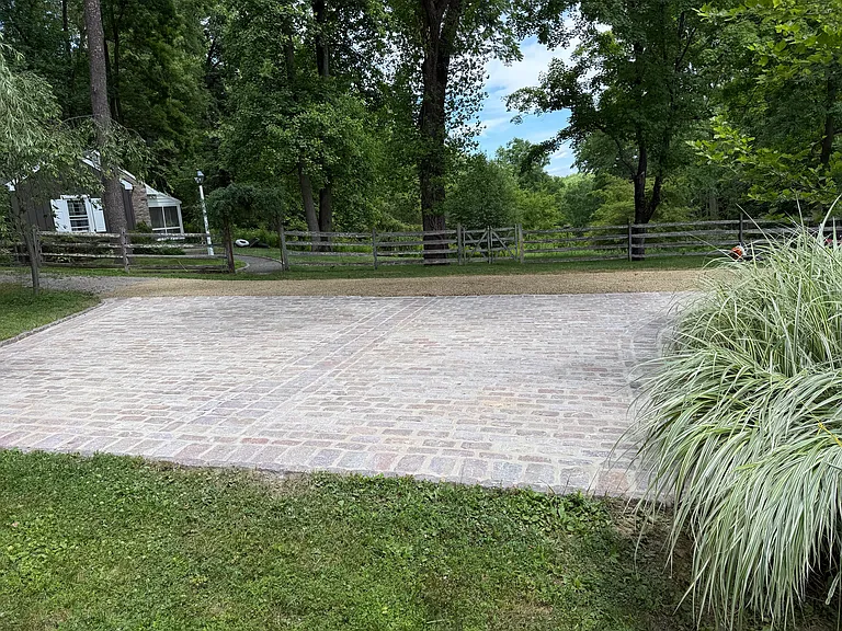 Creekside Dr — Photo 5