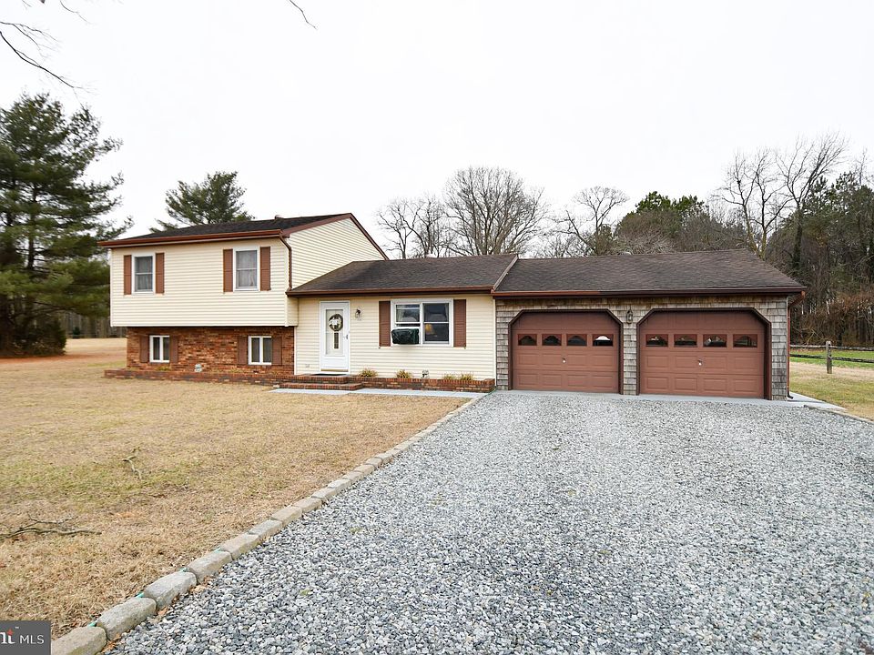 1st image of 28336 W Farm Dr