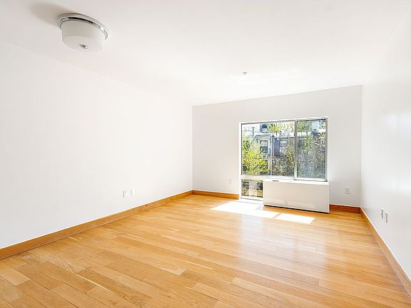 2nd image of 152 E 118th St APT 4C