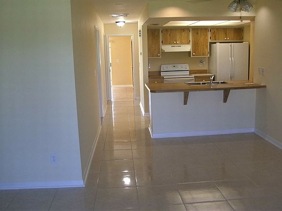 2nd image of 4211 SW 7th Pl