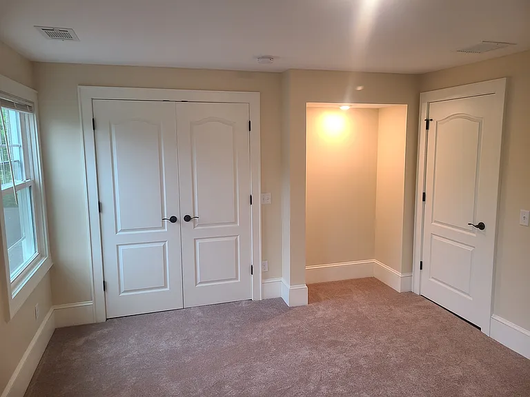 611 Bryant St — Photo 6