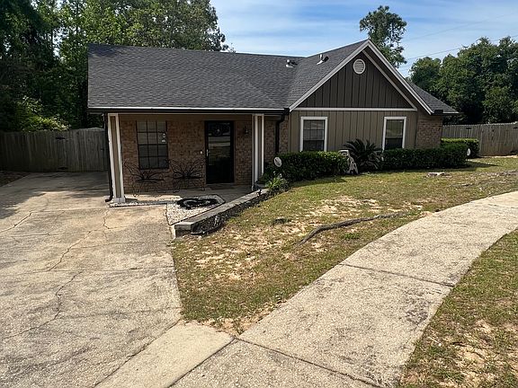 3rd image of 435 Braener Cir