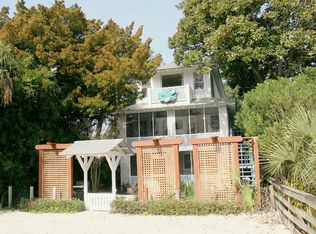 1107 Ocean Blvd, Saint Simons Island, GA 31522