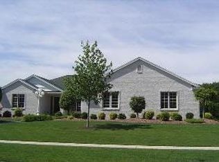 5327 Monarch Pl, Northwood, OH 43619