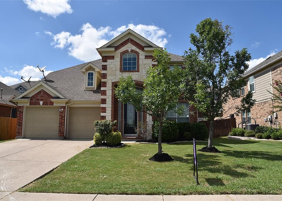 1st image of 424 Gotland Dr