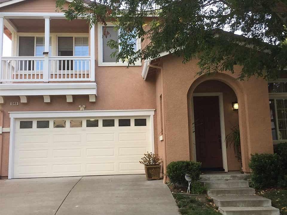 1st image of 1048 Flowering Ash Dr