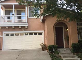 1048 Flowering Ash Dr, Hercules, CA 94547