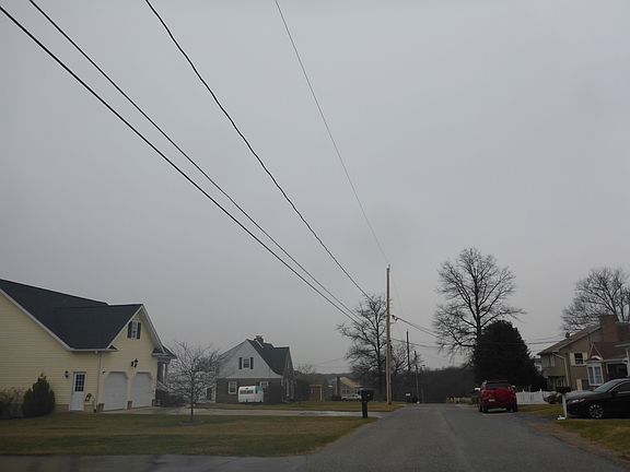 5th image of 65 W Pennsylvania Ave
