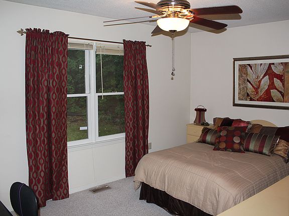 4th image of 102 Tankersley Dr