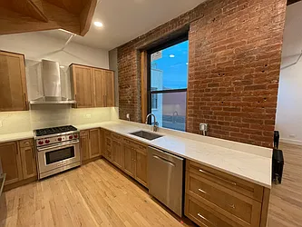 Rented by The Royse Group