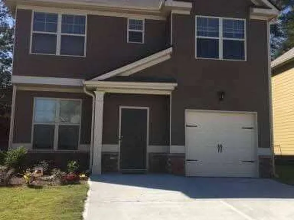 6572 Woodwell Dr, Union City, GA 30291